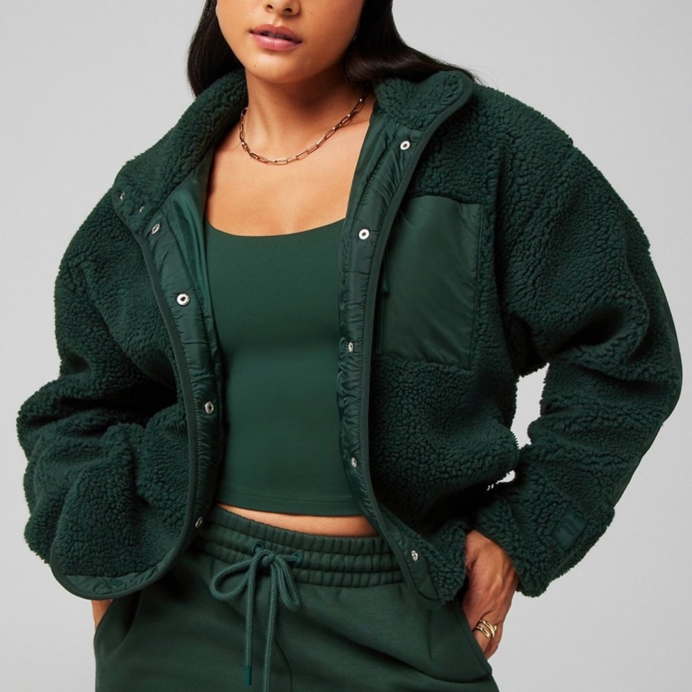 ❄️🌧️☂️☔️Fabletics Dark Green Teddy Jacket